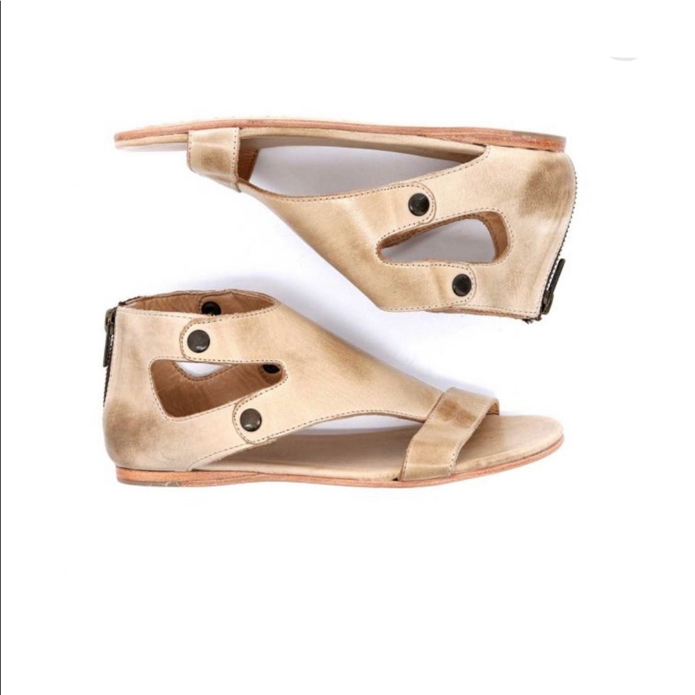 Bed Stu Soto sandals in bone rustic 9